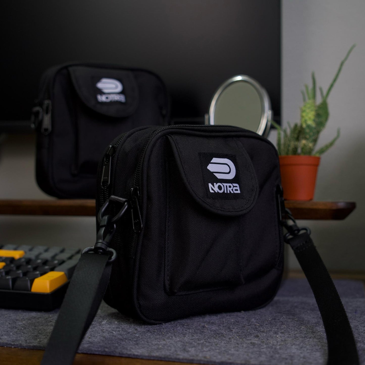 NSENTIAL Shoulder Bag